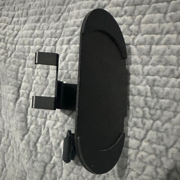 3-in-1 Charging Stand for Phone, Watch & Earbuds – Sleek & Practical - Picture 11 of 17